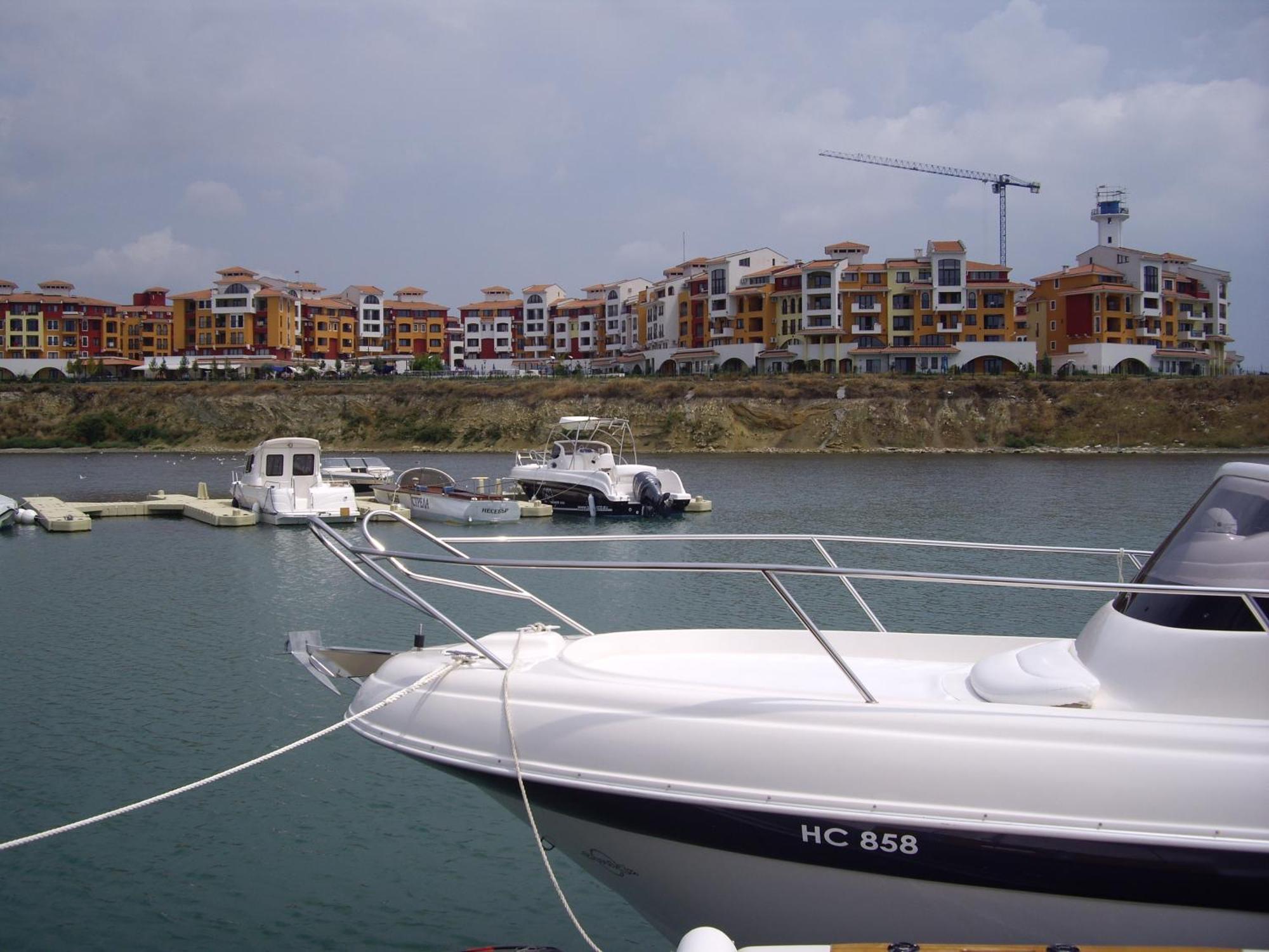 Studio Deluxe In Marina Cape 4 Stars Complex 33 7 Akheloj Eksteriør bilde